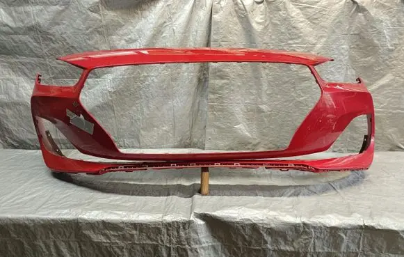 Hyundai i30 Front bumper 86511-G4AA0