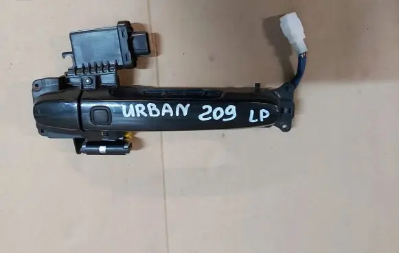 Toyota Urban Cruiser (XP110) Other exterior part