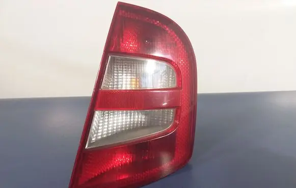 Skoda Fabia Mk1 (6Y) Rear/tail lights 6Y6945096B