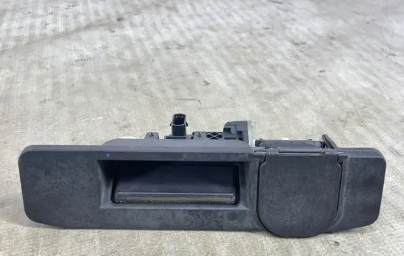 Mercedes-Benz GLE (W166 - C292) Tailgate/trunk/boot exterior handle A1667500993 01150091007 0305182