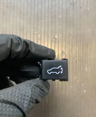 Subaru Outback (BT) Tailgate opening switch 