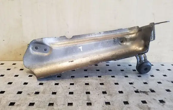Mercedes-Benz CLS C219 Heat shield in engine bay A6420901141