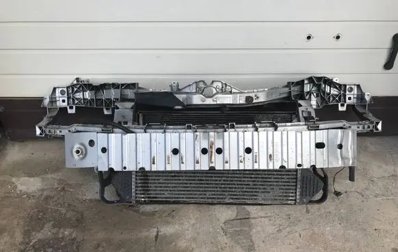 Ford Focus Radiator set 3M51R108K61AC 3M5H8C607RJ