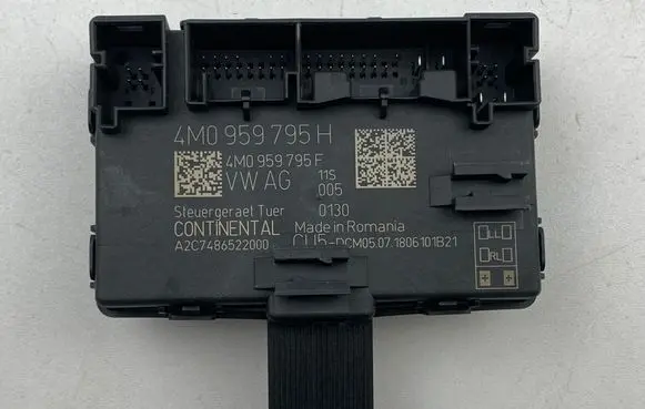 Audi A4 S4 B9 8W Door control unit/module 4M0959795H 4M0959795F
