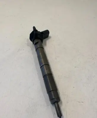 Audi A6 S6 C6 4F Fuel injector 059130277AA 0445115035