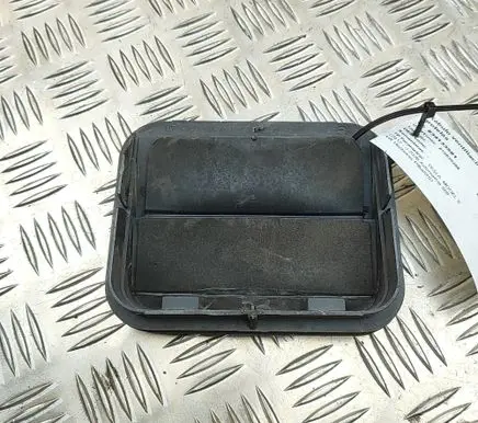 Tesla Model S Quarter panel pressure vent 2F2AB280B62AB
