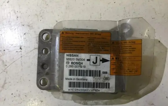 Nissan Almera N16 Airbag control unit/module 0285001319 988205m304