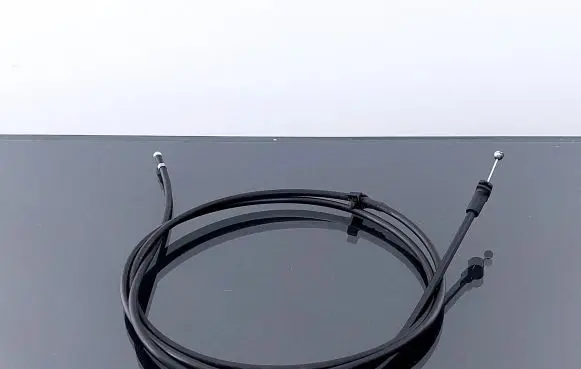 Volkswagen PASSAT B3 Engine bonnet/hood lock release cable 357823531