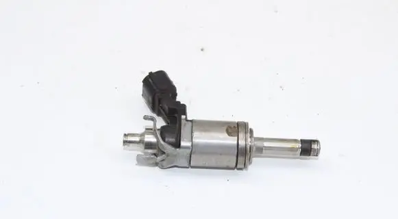 Ford Focus Fuel injector CM5EBB