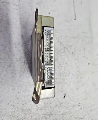 Mitsubishi Lancer Engine control unit/module MD307354 E2T38986