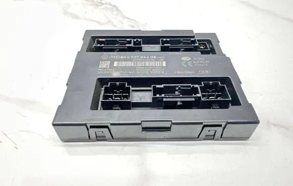 Audi A5 8T 8F Comfort/convenience module 8K0907064GE 00002001 8K0907064FE