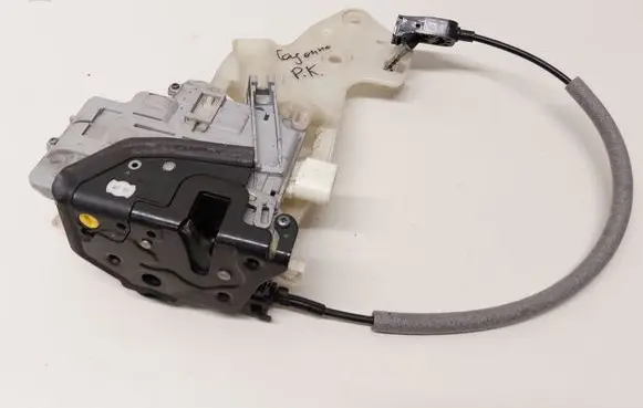 Porsche Cayenne (92A) Front door lock 8J2837015A