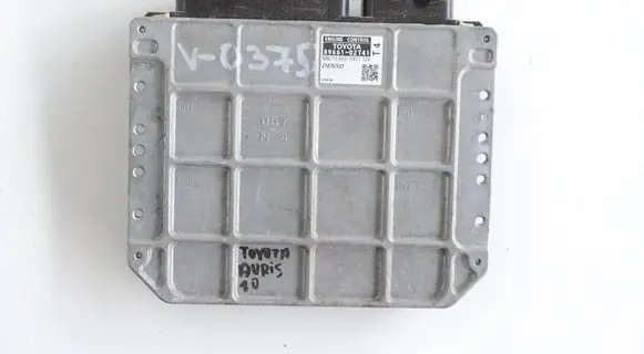 Toyota Auris 150 Engine control unit/module 8966102T41