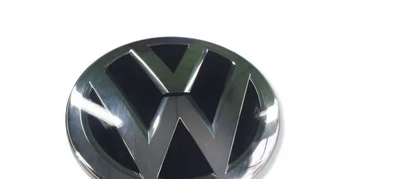 Volkswagen T-Roc Manufacturer badge logo/emblem 2GA85360188 2GA853601
