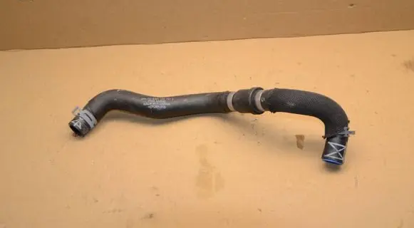 Engine coolant pipe/hose