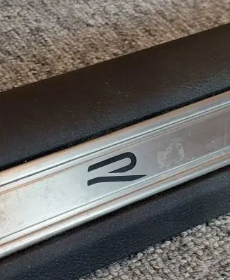 Volkswagen Arteon sill trim set (inner) 3G8853372E2JV 3G8853371E2JV 3G8853372