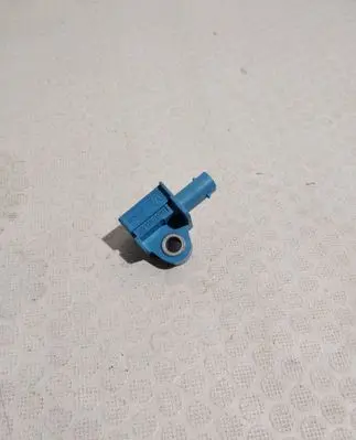 Volkswagen Jetta VI Airbag deployment crash/impact sensor 5K0959351A 5WK44270