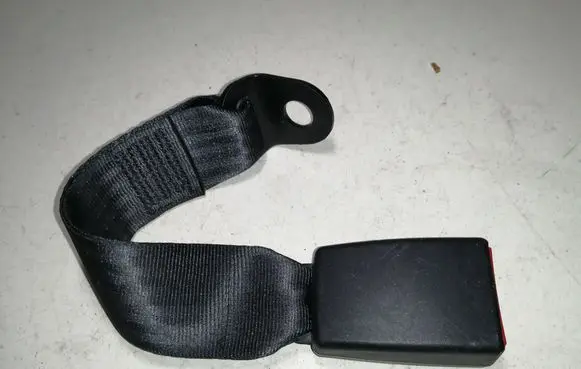 Maserati Quattroporte Rear seatbelt buckle 33022433