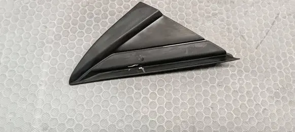 Citroen C5 Aircross Front door glass trim molding 9817205577