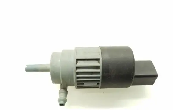 Nissan Qashqai Windscreen/windshield washer pump