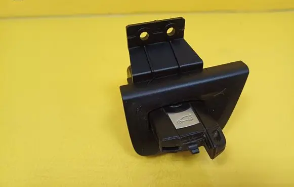 BMW 1 E81 E87 Ignition lock 6954717-03