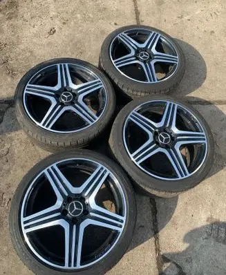 Mercedes-Benz CLS C218 X218 R19 alloy rim A2184010000