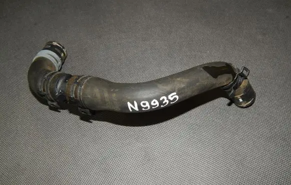 Volkswagen Polo V 6R Engine coolant pipe/hose 1K0122063P