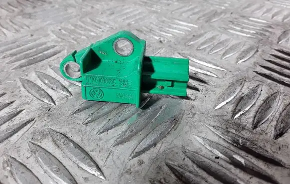 Audi Q5 SQ5 Airbag deployment crash/impact sensor 1K0909606C