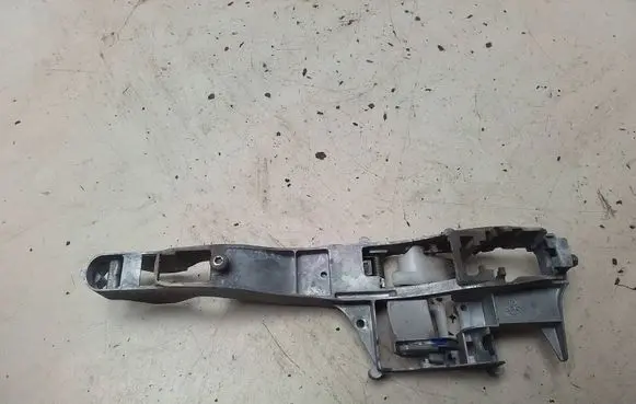 Citroen C3 Picasso Front door exterior handle/bracket 1199D4