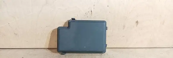 Jaguar XK8 - XKR Fuse box cover 2822