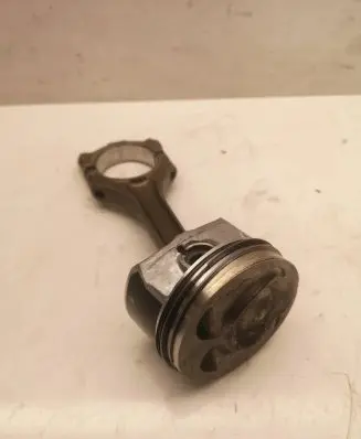 Volkswagen PASSAT CC Piston with connecting rod 03H066N