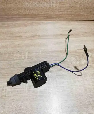 Renault Espace II Central locking motor 932037992