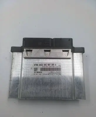 Volkswagen Golf VII Engine control unit/module 04E907309A 0261S07726