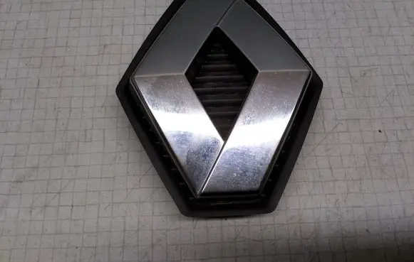 Renault Megane II Manufacturer badge logo/emblem 8200115115