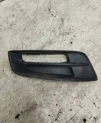Toyota Corolla E120 E130 Front bumper lower grill 5212702130