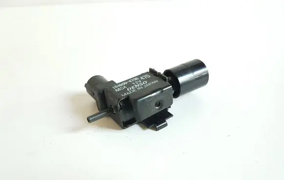 Vacuum valve