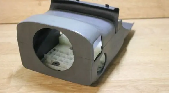 Volvo V70 Steering wheel column trim 3409335