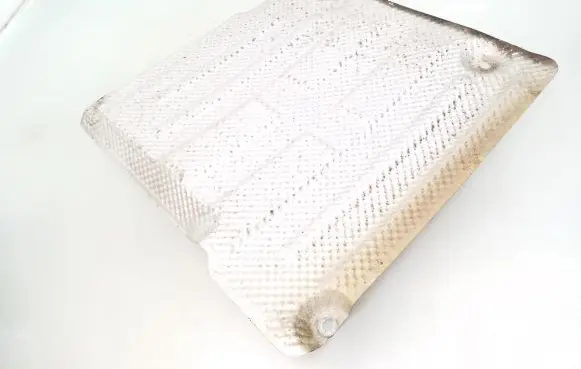 Chevrolet Captiva Heat shield in engine bay 