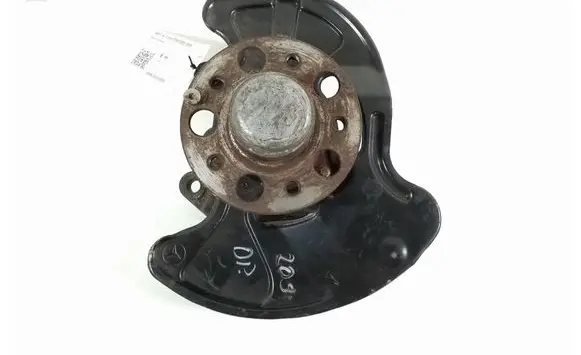 Mercedes-Benz CLK A209 C209 Front wheel hub