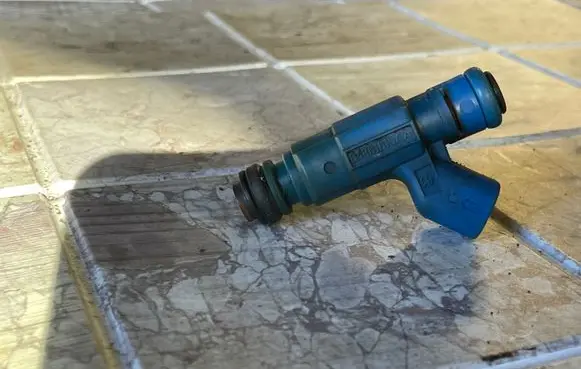 Chrysler Pacifica Fuel injector 04861615AA 0280156135