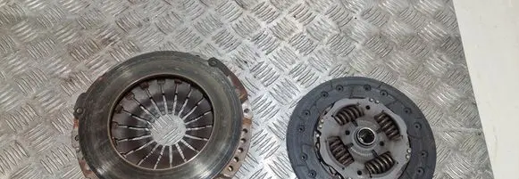 Opel Zafira B Clutch set kit 321010010