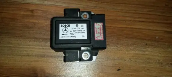 Mercedes-Benz E W210 ESP acceleration yaw rate sensor 0265005230 0015404517