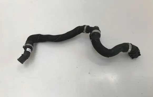 BMW 1 F40 Engine coolant pipe/hose 8632767