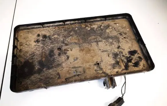 Battery bracket