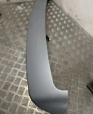 Mitsubishi Grandis Tailgate/trunk spoiler MN129304