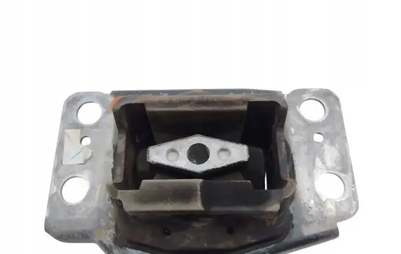 Ford Mondeo MK V Engine mount vacuum valve