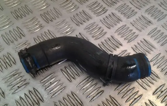 Mercedes-Benz A W176 Engine coolant pipe/hose