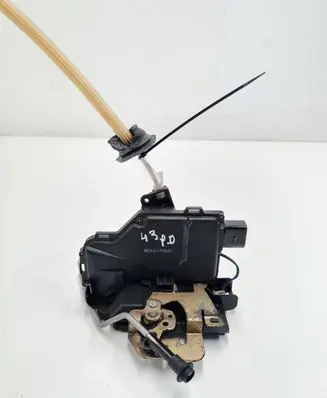 Audi A2 Front door lock 8Z1837016