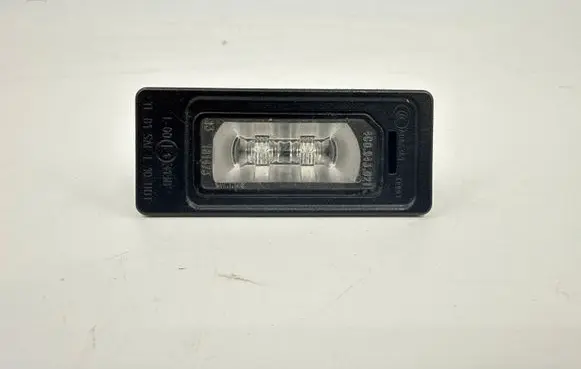 Audi A3 S3 8V Number plate light 4C0943021
