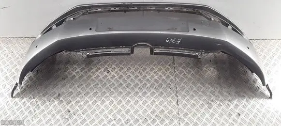 Volkswagen Golf VI Front bumper